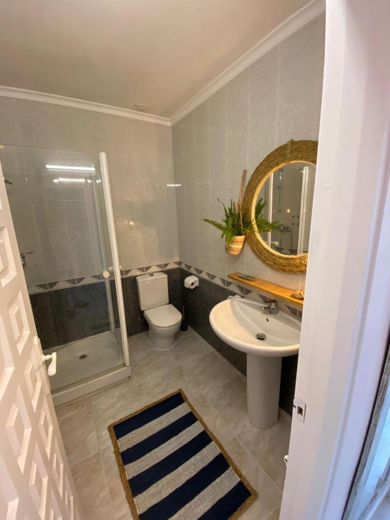 Beautiful With Pool, Barbecue, And Garden Villa
