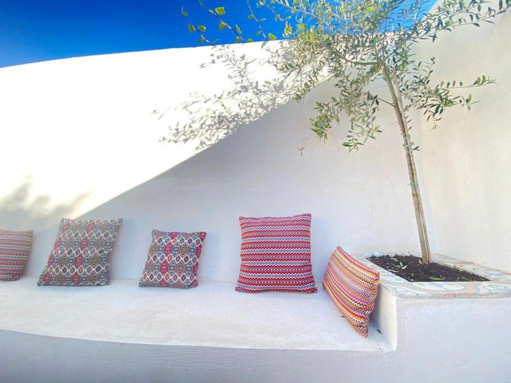 Beautiful With Pool, Barbecue, And Garden *